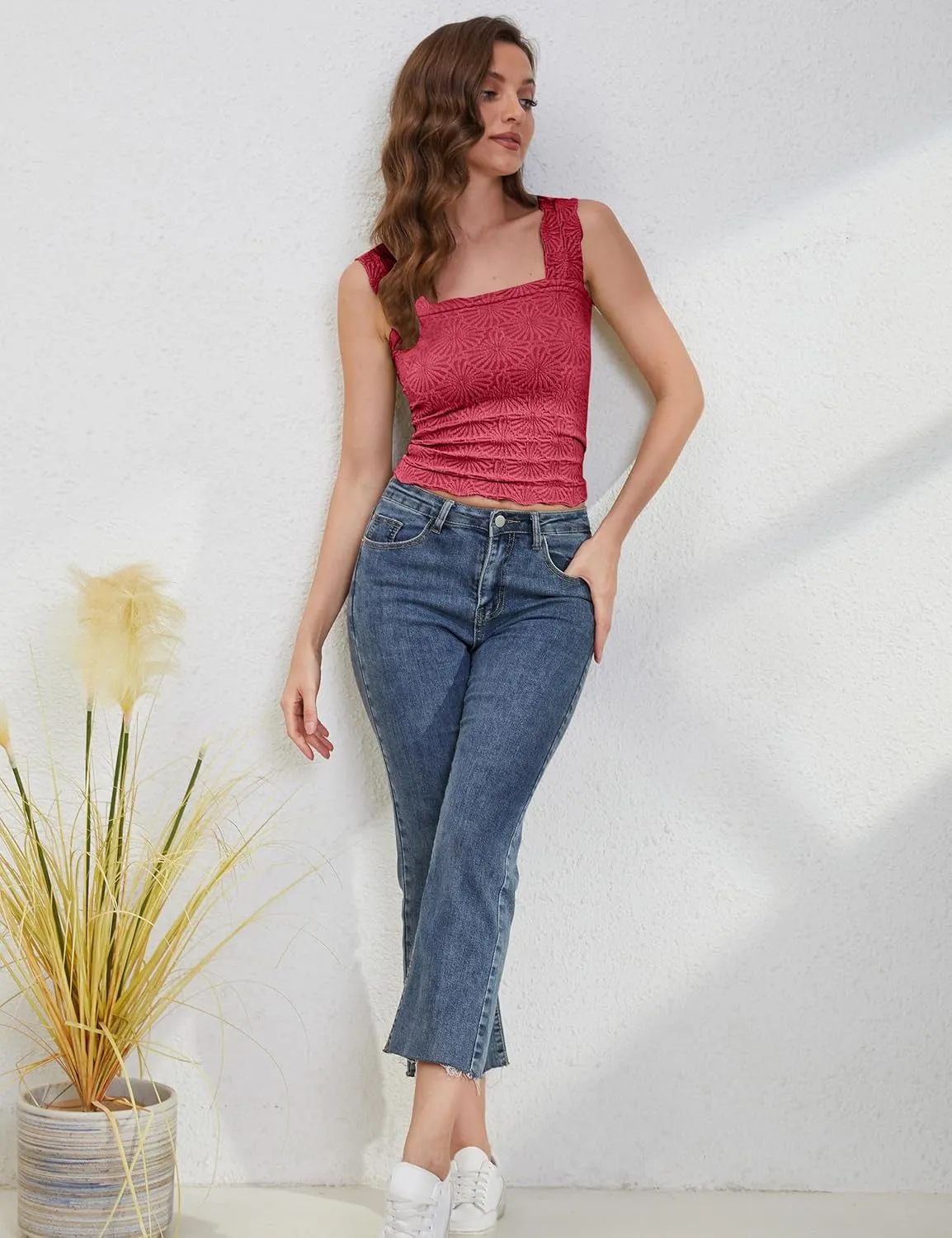 MISSACTIVER Women Square Neck Wide Straps Crop Tank Tops Casual Floral Sleeveless Lettuce Trim Slim Fit Crop Cami Vest Tops
