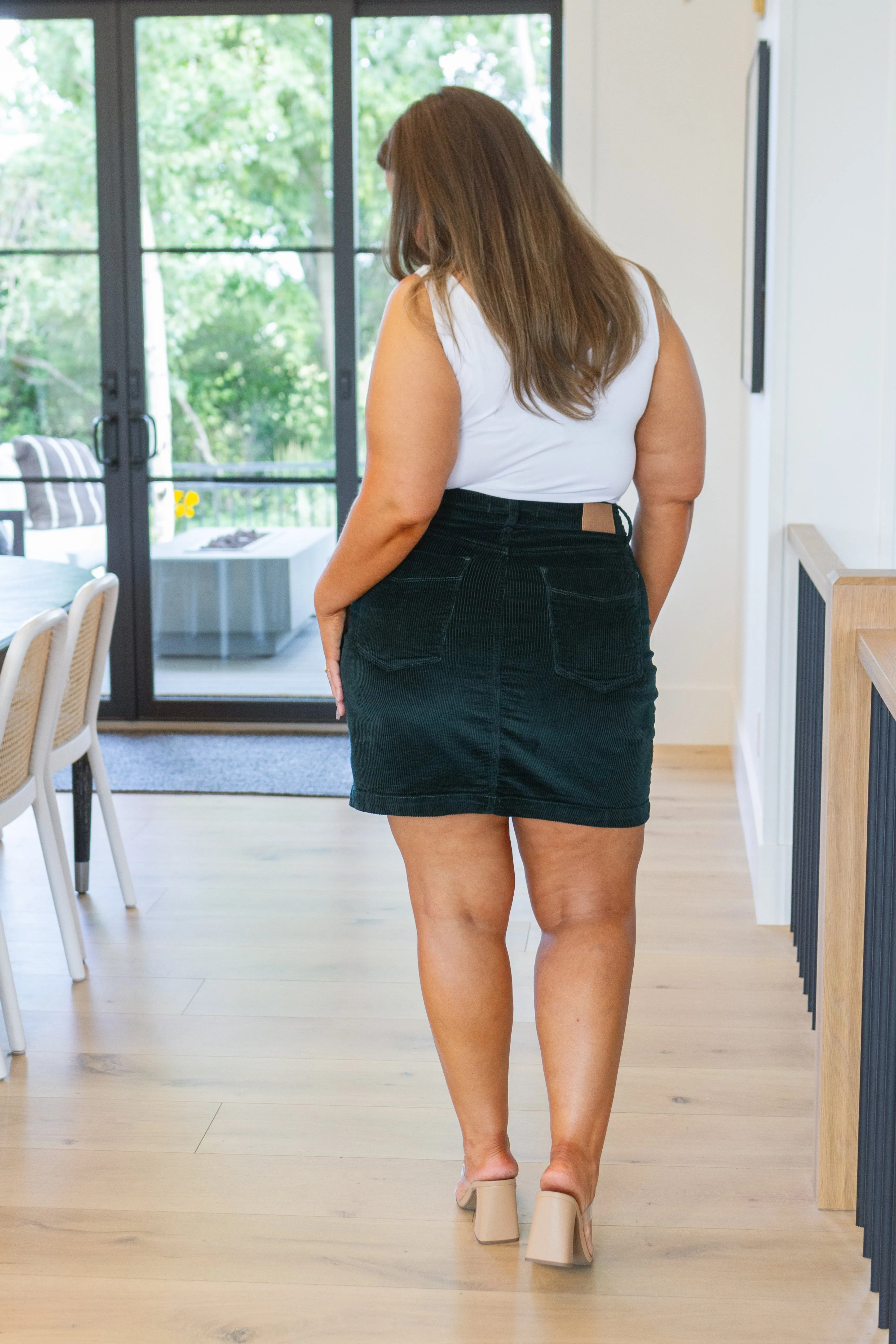 *Online Exclusive* Judy Blue Melinda Corduroy Patch Pocket Skirt (Emerald)