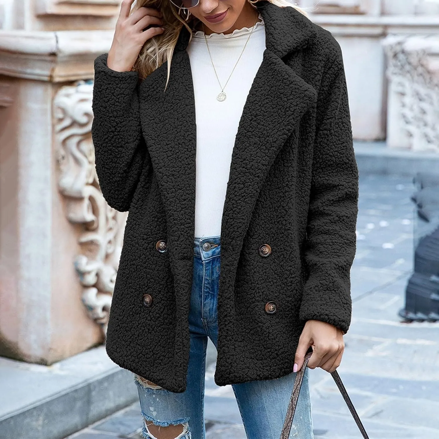 Sherpa Jacket Women Button Down Fuzzy Fleece Jacket with Pockets Winter Casual Lapel Neck Faux Fur Coat Outerwear