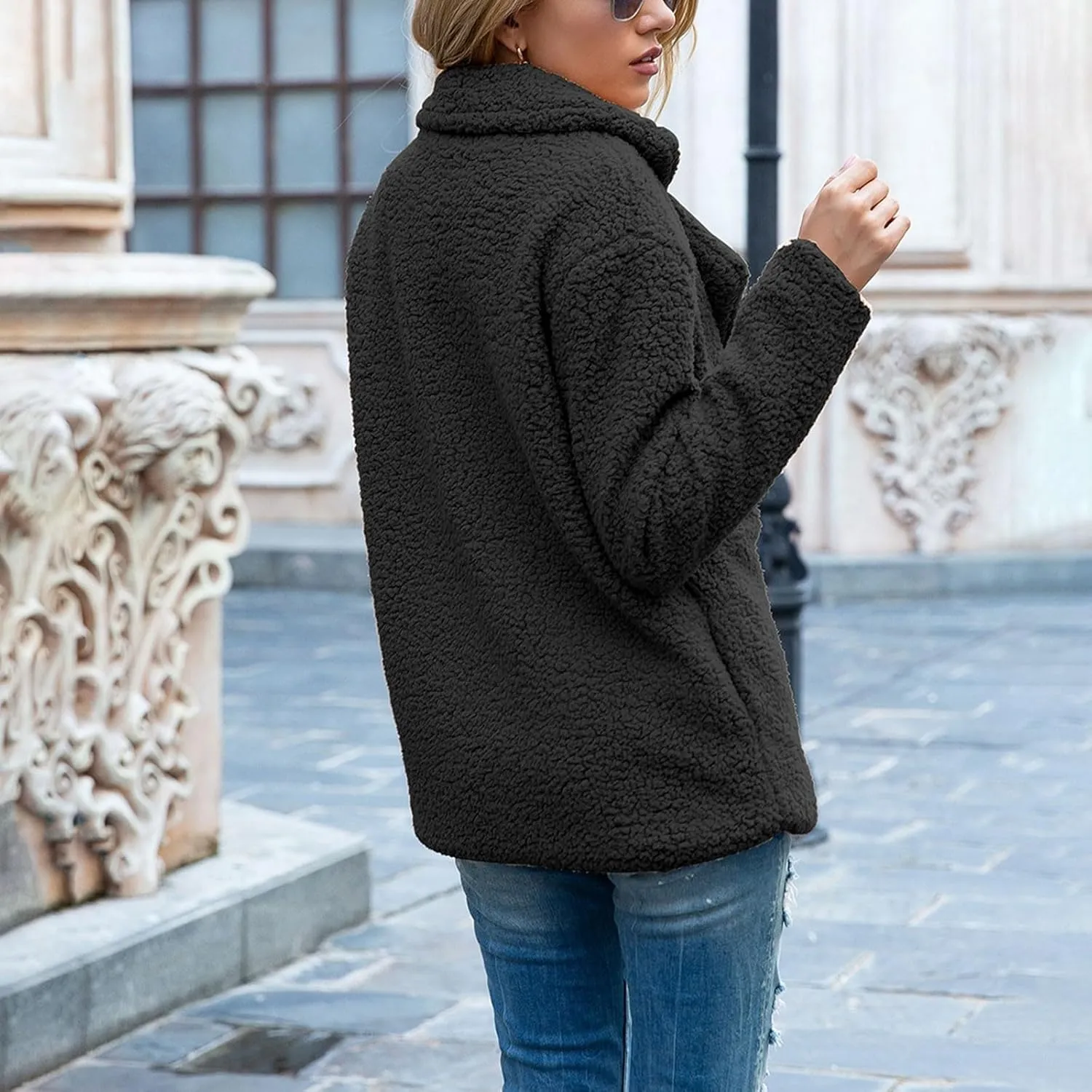 Sherpa Jacket Women Button Down Fuzzy Fleece Jacket with Pockets Winter Casual Lapel Neck Faux Fur Coat Outerwear