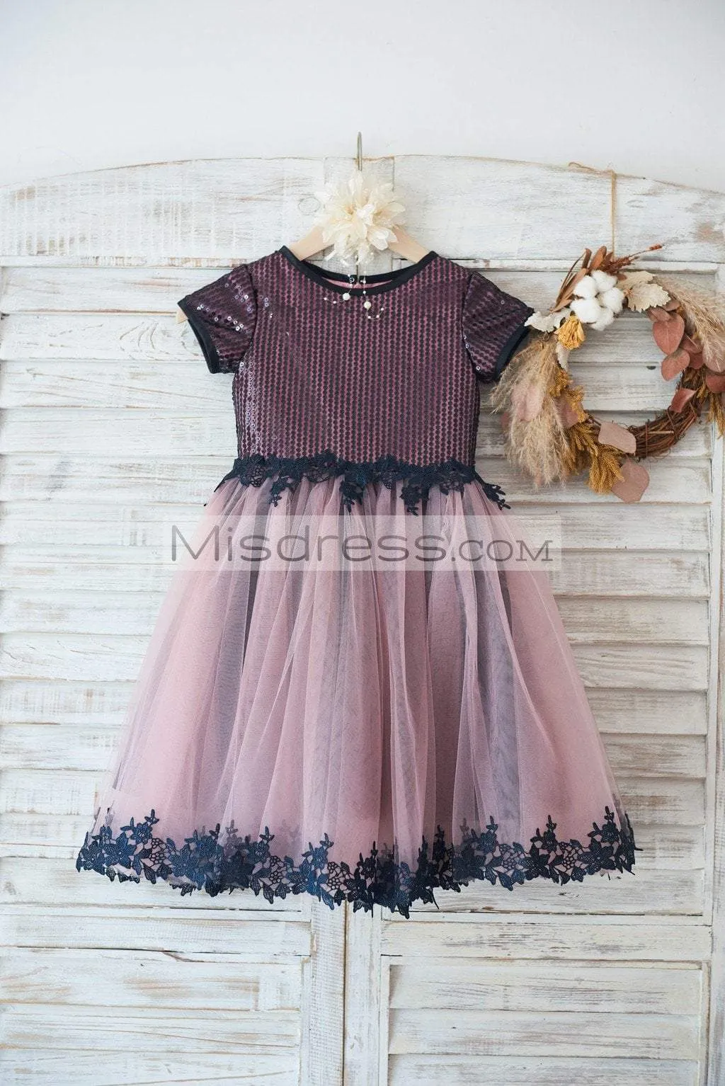 Short Sleeves Black Sequin Lace Mauve Tulle Wedding Flower Girl Dress